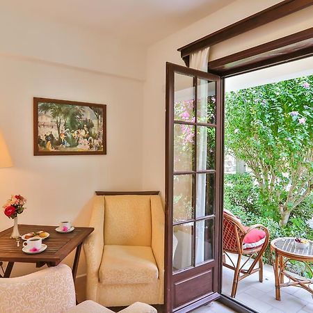 Sunny Garden Nilufer Hotel Тургутрейс Екстериор снимка
