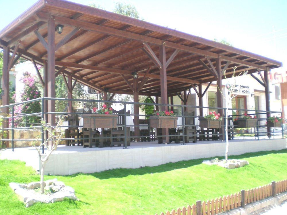 Sunny Garden Nilufer Hotel Тургутрейс Екстериор снимка