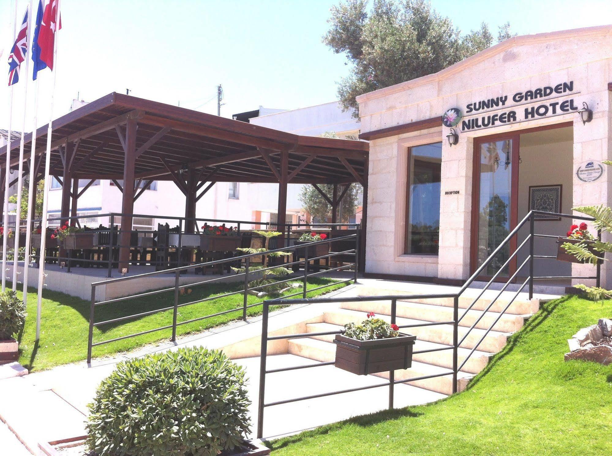 Sunny Garden Nilufer Hotel Тургутрейс Екстериор снимка