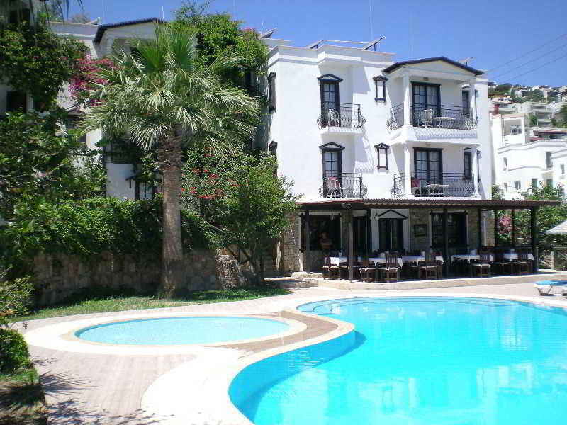 Sunny Garden Nilufer Hotel Тургутрейс Екстериор снимка